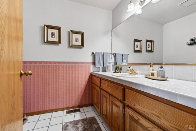 2495 Eastlake Dr, Kelseyville, CA 95451