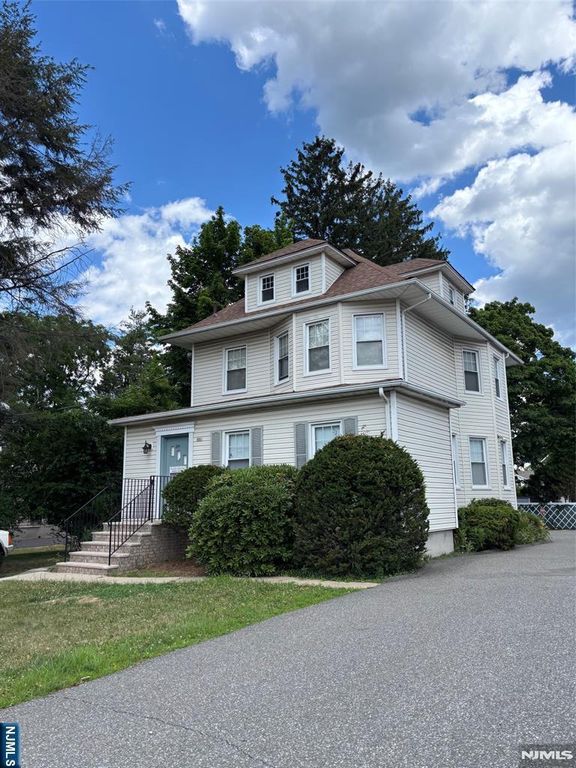 259 KINDERKAMACK Road, Westwood, NJ 07675
