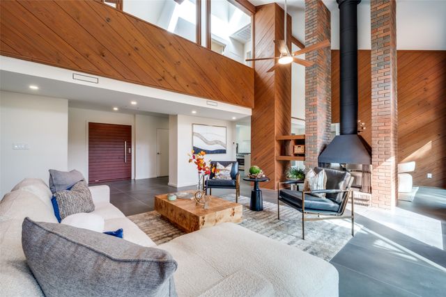 3974 Lost Creek Drive, Dallas, TX 75224