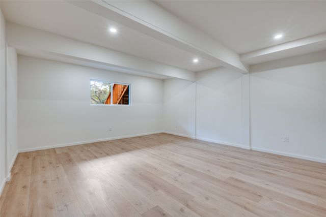 3974 Lost Creek Drive, Dallas, TX 75224