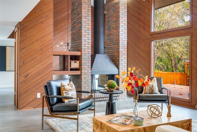 3974 Lost Creek Drive, Dallas, TX 75224