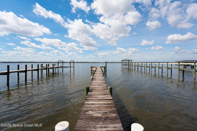 1050 Shady Lane, Merritt Island, FL 32952