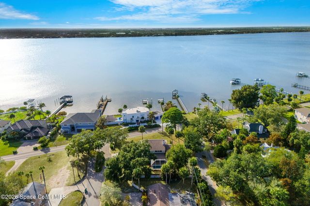 1050 Shady Lane, Merritt Island, FL 32952