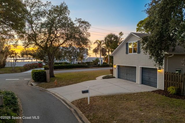 1050 Shady Lane, Merritt Island, FL 32952