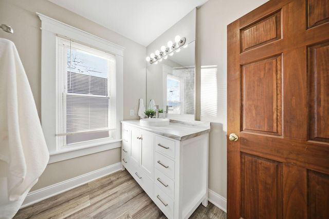 351 W William Street, Delaware, OH 43015