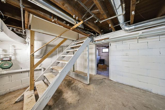 351 W William Street, Delaware, OH 43015