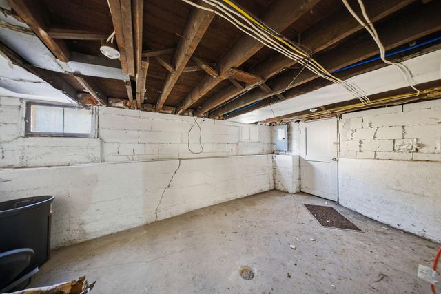 351 W William Street, Delaware, OH 43015