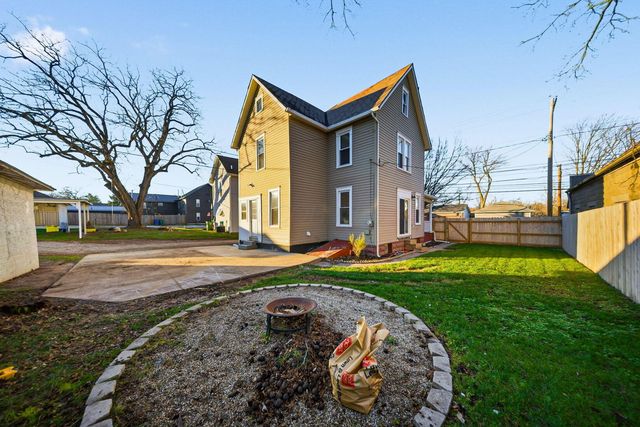 351 W William Street, Delaware, OH 43015