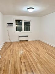 22406 Springfield Boulevard 7815 B, Oakland Gardens, NY 11364