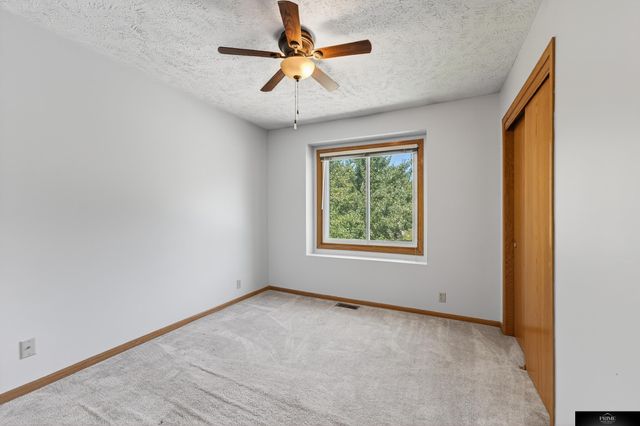 8311 Read Street, Omaha, NE 68122