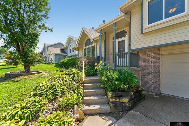 8311 Read Street, Omaha, NE 68122