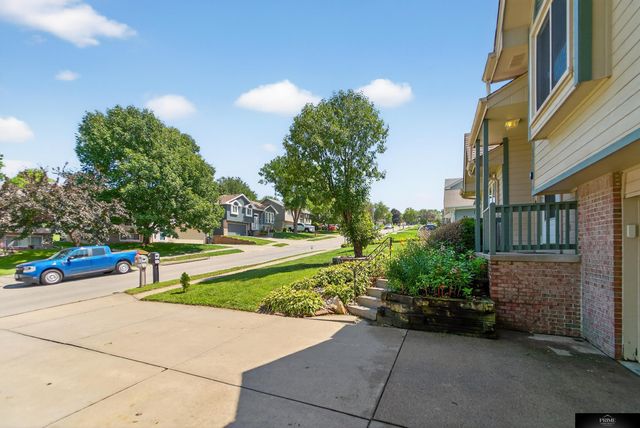 8311 Read Street, Omaha, NE 68122