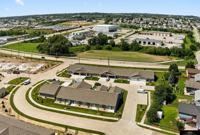 8311 Read Street, Omaha, NE 68122