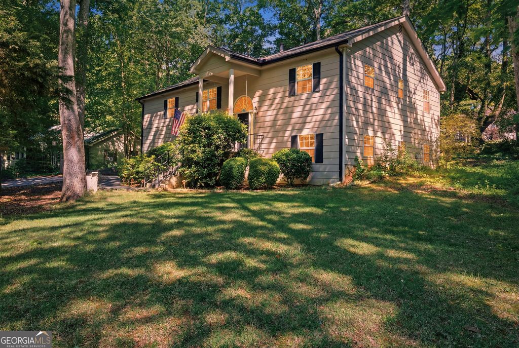 325 Springwood Drive, Clarkesville, GA 30523 — photo 2