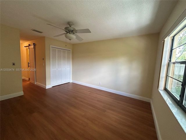 539 Briarwood Circle 257, Hollywood, FL 33024