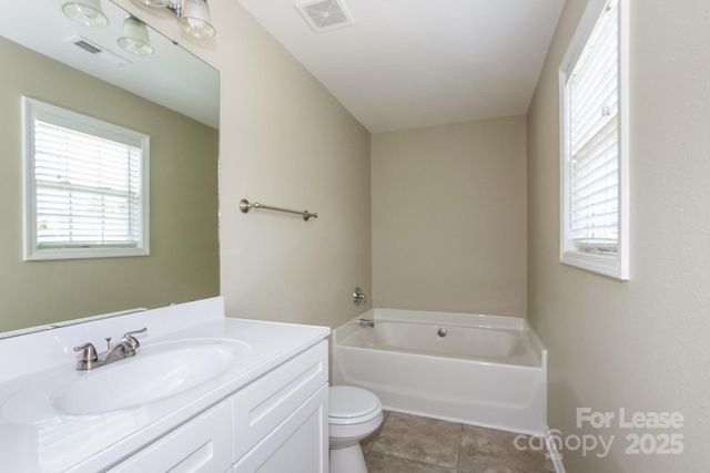 10438 Hugue Way, Charlotte, NC 28214