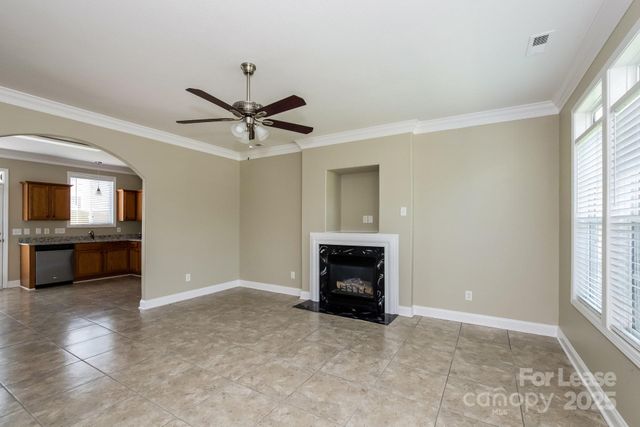 10438 Hugue Way, Charlotte, NC 28214