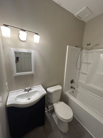 68 Morris Street 102, Hartford, CT 06114