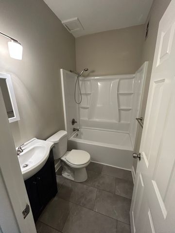 68 Morris Street 102, Hartford, CT 06114