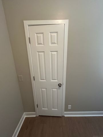 68 Morris Street 102, Hartford, CT 06114