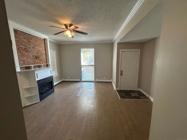 68 Morris Street 102, Hartford, CT 06114