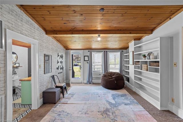 507 Columbia Avenue, Ramseur, NC 27316