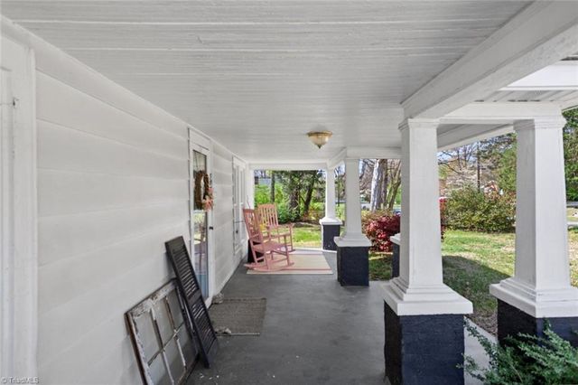 507 Columbia Avenue, Ramseur, NC 27316