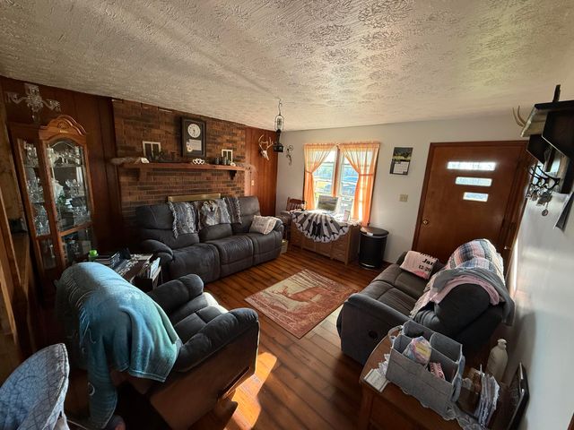 1710 Kentucky 1948, Waynesburg, KY 40489