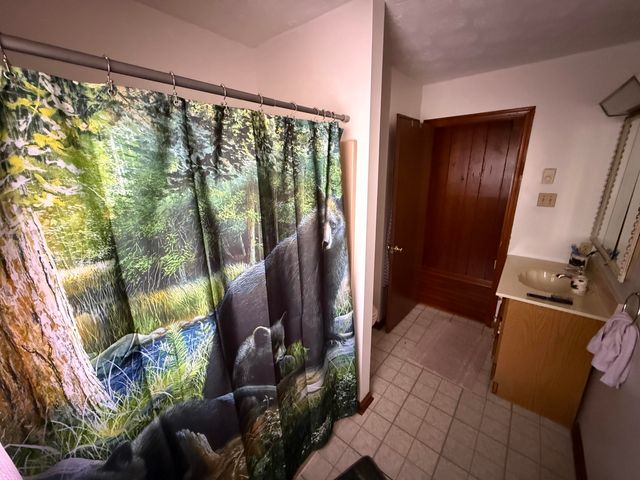 1710 Kentucky 1948, Waynesburg, KY 40489