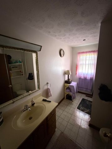 1710 Kentucky 1948, Waynesburg, KY 40489