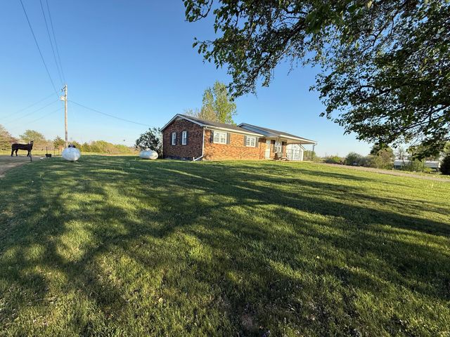 1710 Kentucky 1948, Waynesburg, KY 40489