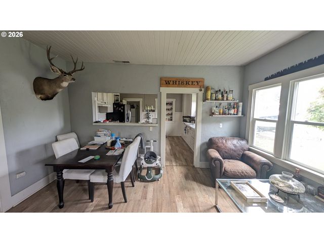 20385 Sw TILE FLAT Rd, Beaverton, OR 97007