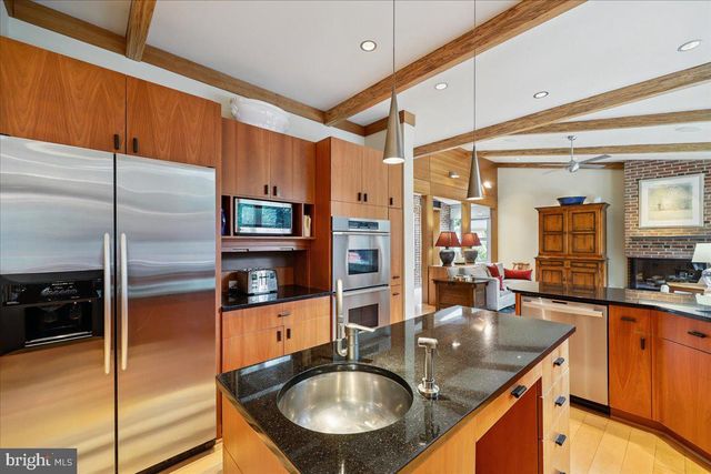 1212 WOODSIDE PKWY, Silver Spring, MD 20910