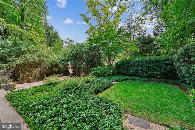 1212 WOODSIDE PKWY, Silver Spring, MD 20910