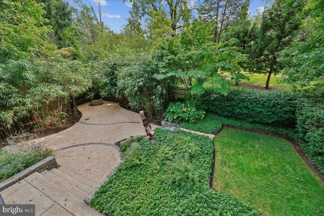 1212 WOODSIDE PKWY, Silver Spring, MD 20910