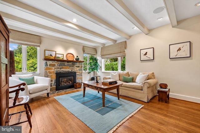 1212 WOODSIDE PKWY, Silver Spring, MD 20910