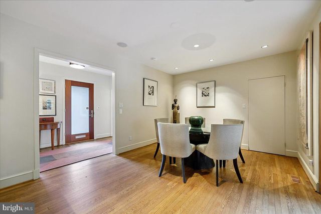 1212 WOODSIDE PKWY, Silver Spring, MD 20910