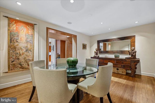 1212 WOODSIDE PKWY, Silver Spring, MD 20910