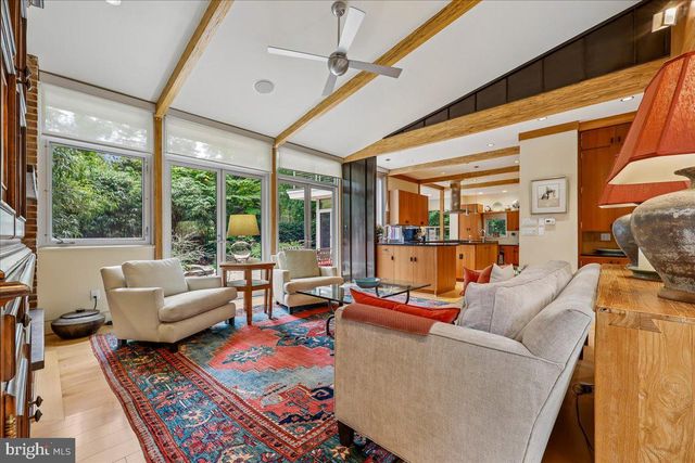 1212 WOODSIDE PKWY, Silver Spring, MD 20910