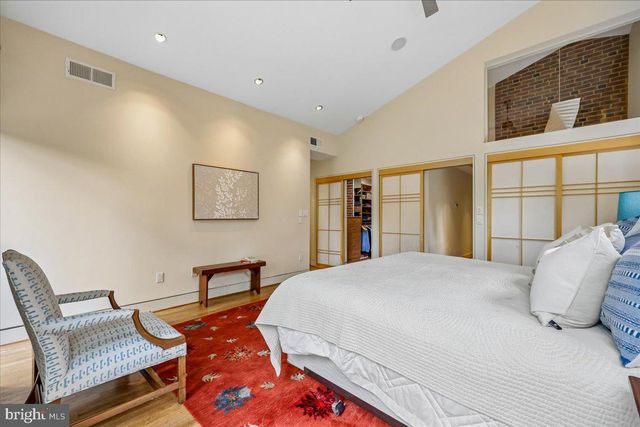 1212 WOODSIDE PKWY, Silver Spring, MD 20910