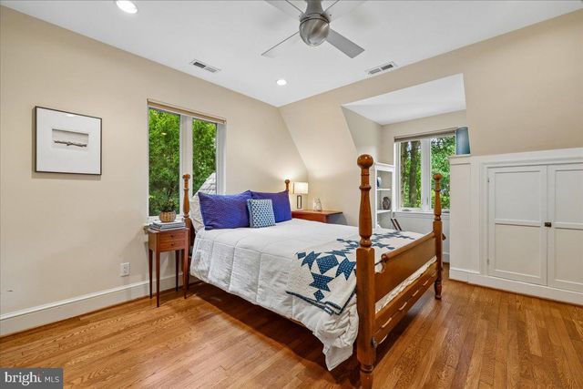 1212 WOODSIDE PKWY, Silver Spring, MD 20910