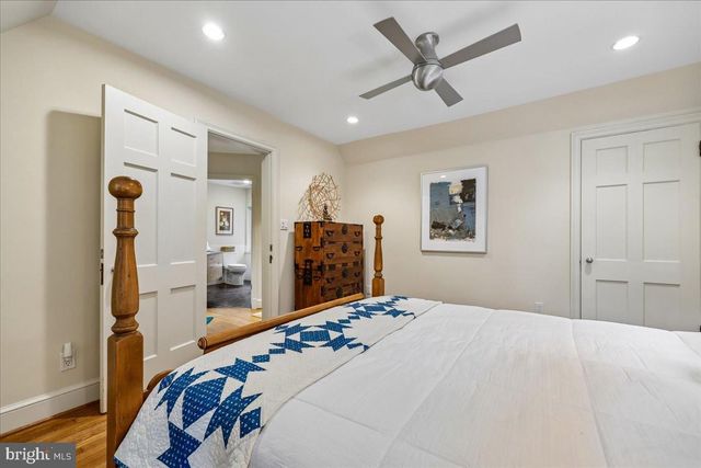 1212 WOODSIDE PKWY, Silver Spring, MD 20910