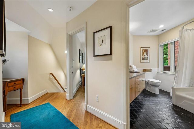 1212 WOODSIDE PKWY, Silver Spring, MD 20910
