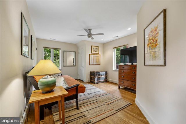 1212 WOODSIDE PKWY, Silver Spring, MD 20910