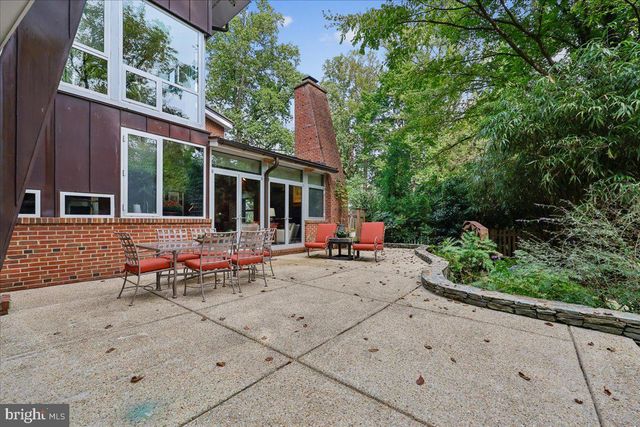 1212 WOODSIDE PKWY, Silver Spring, MD 20910