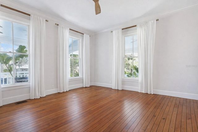 316 N LAKEVIEW DRIVE, Lake Helen, FL 32744