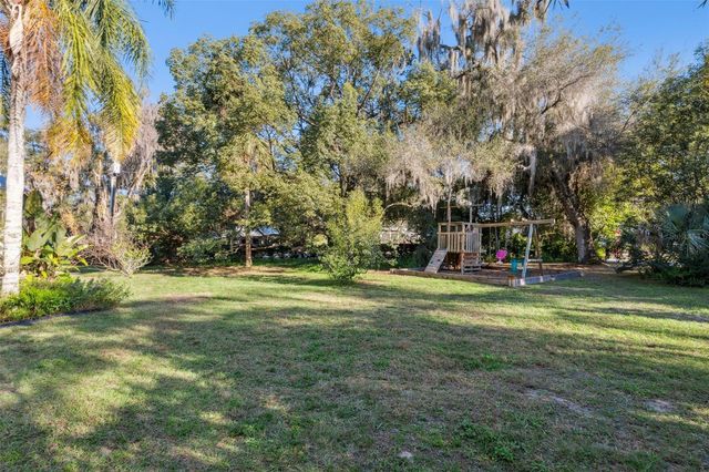316 N LAKEVIEW DRIVE, Lake Helen, FL 32744