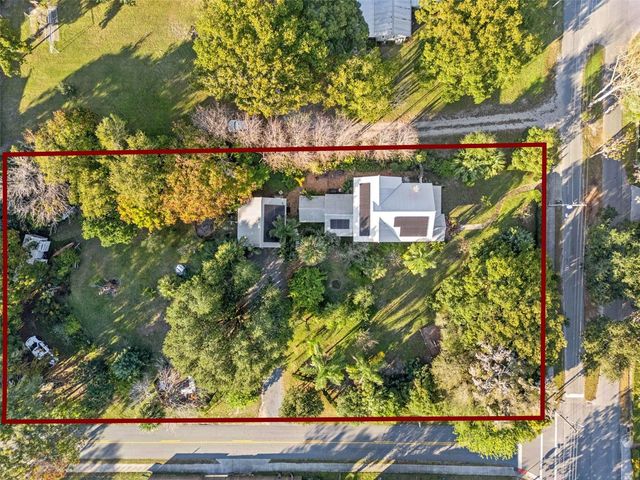 316 N LAKEVIEW DRIVE, Lake Helen, FL 32744