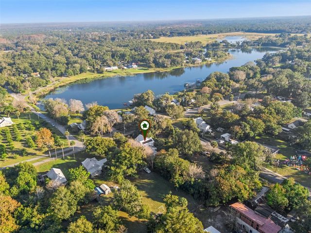 316 N LAKEVIEW DRIVE, Lake Helen, FL 32744