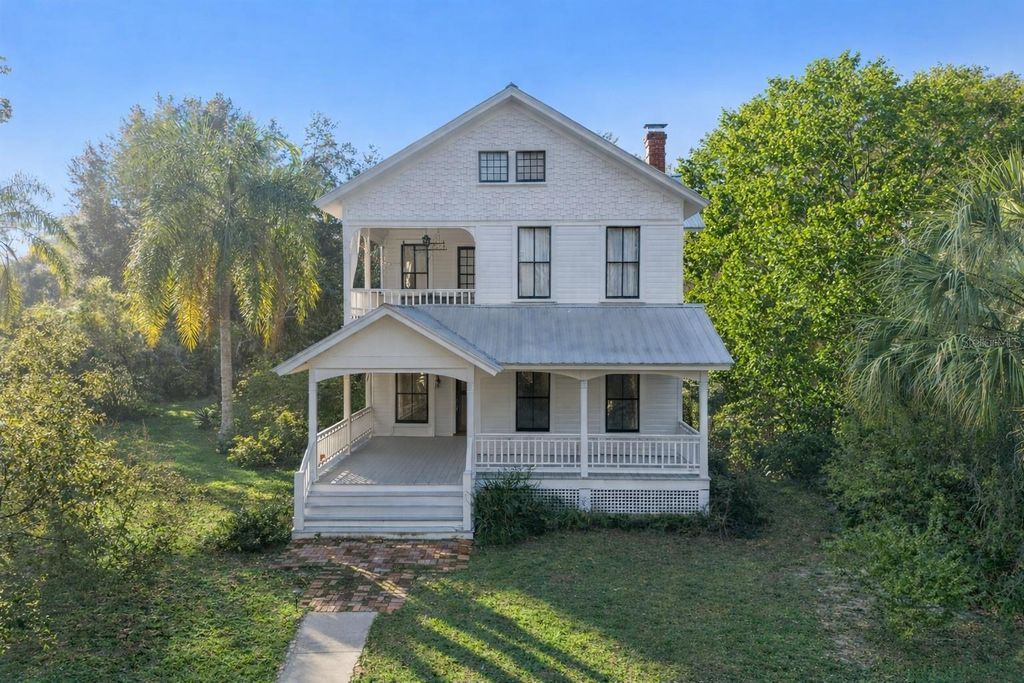 316 N LAKEVIEW DRIVE, Lake Helen, FL 32744